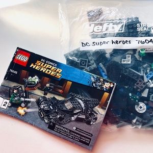 LEGO DC “Kryptonite Interception” ❗️Retired❗️